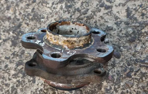 BMW 7 G11 G12 Front wheel ball bearing 