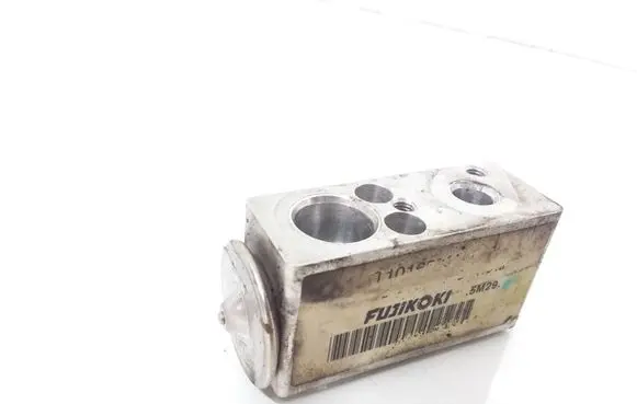 Renault Megane III Air conditioning (A/C) expansion valve F670213F CT1004825M