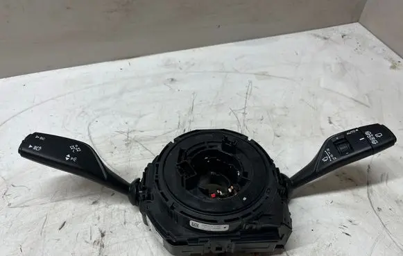 BMW X5 F15 Wiper turn signal indicator stalk/switch 6827372