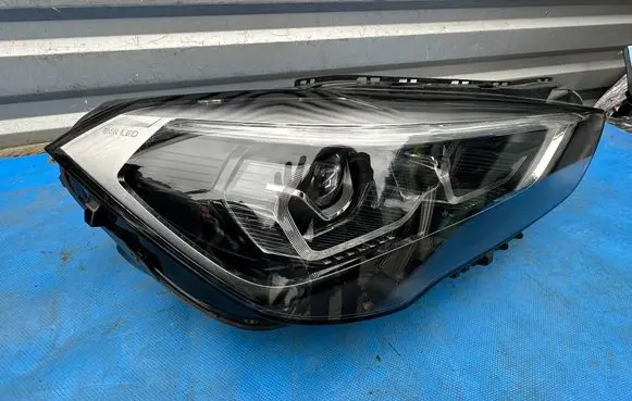 BMW X1 F48 F49 Headlight/headlamp 5A01172 2611214191
