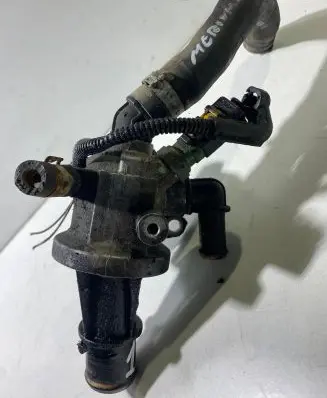 Coolant pipe/hose