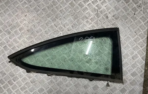 Mercedes-Benz C W204 Rear side window