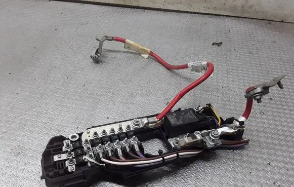 Ford Transit Positive wiring loom 6C1T14300
