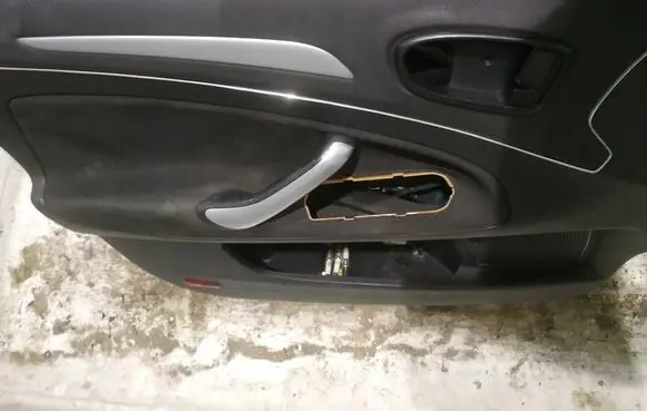 Ford Mondeo MK IV Front door card panel trim 