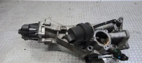 Opel Insignia A EGR valve 724809780
