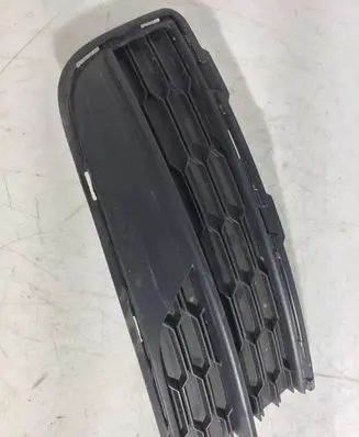 Skoda Citigo Front bumper lower grill 1ST807368