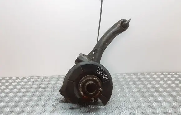 Mazda 5 Rear wheel hub