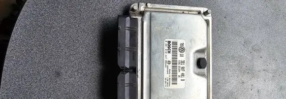 Volkswagen PASSAT B5.5 Engine control unit/module 3B1907401B 0281010447