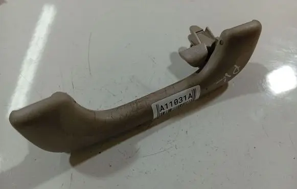 Renault Clio III Front interior roof grab handle 