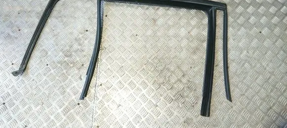 Mercedes-Benz GLS X166 Rubber seal rear door window/glass S5369822R