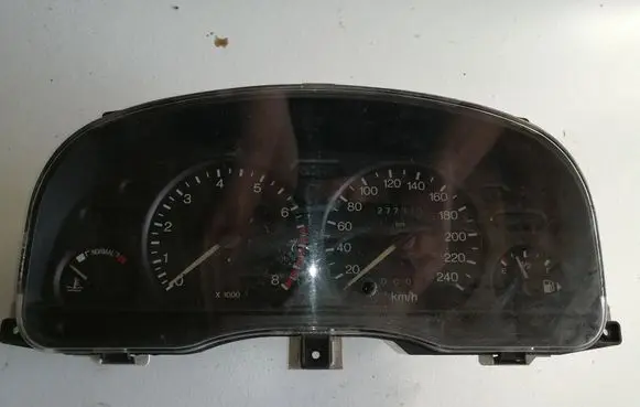 Ford Mondeo MK I Speedometer (instrument cluster) 93BB10C956CA