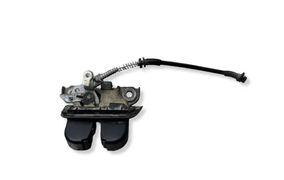 Audi A4 S4 B6 8E 8H Tailgate/trunk/boot lock/catch/latch 8E9827520