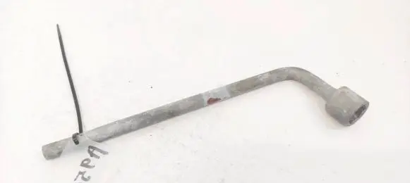 Nissan Murano Z50 Wheel nut wrench 
