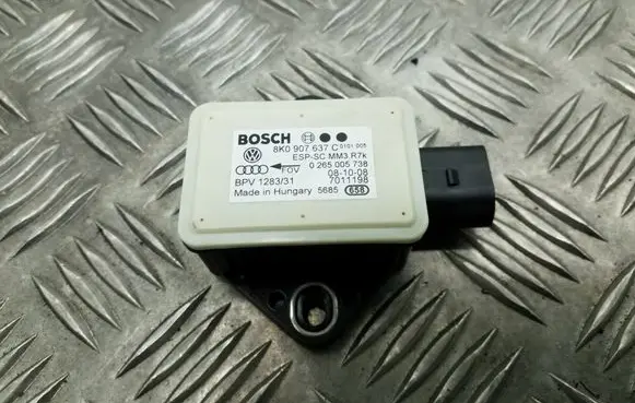Audi A4 S4 B8 8K ESP acceleration yaw rate sensor 8K0907637C