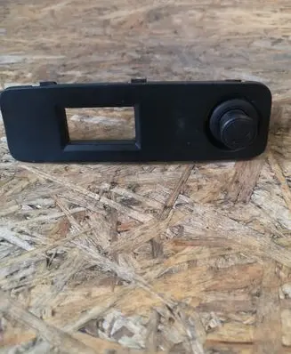 Hyundai i20 (PB PBT) 12 V Socket (front) 