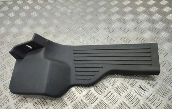 Ford Turneo Courier Rear sill trim cover