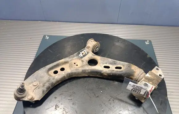 Volkswagen PASSAT CC Front control arm
