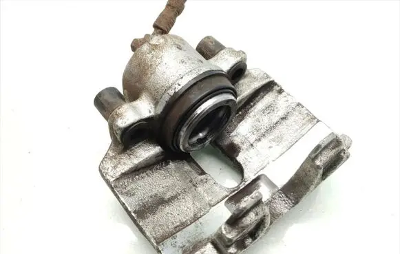 Volkswagen PASSAT B6 Front brake caliper