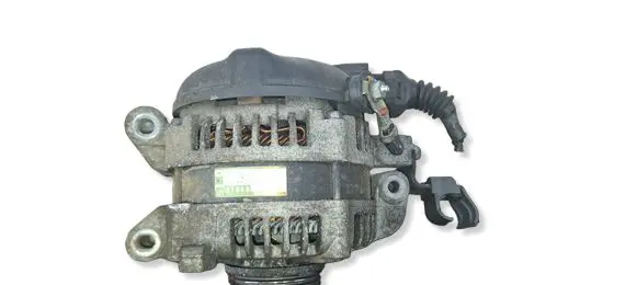 Toyota Avensis T270 Generator/alternator 270600G011 31060 1042104521