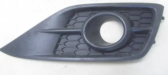 Honda CR-V Front bumper lower grill 71103-T1E-G1