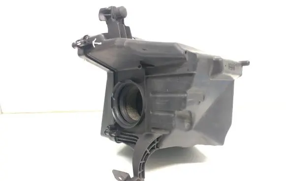 Volvo C30 Air filter box 7M519600BF 711606080203A 7689550204