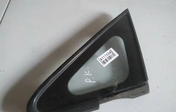 Nissan Tiida C11 Front triangle window/glass AS2