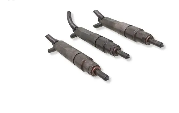 Volkswagen PASSAT B5 Fuel injector 028130201T