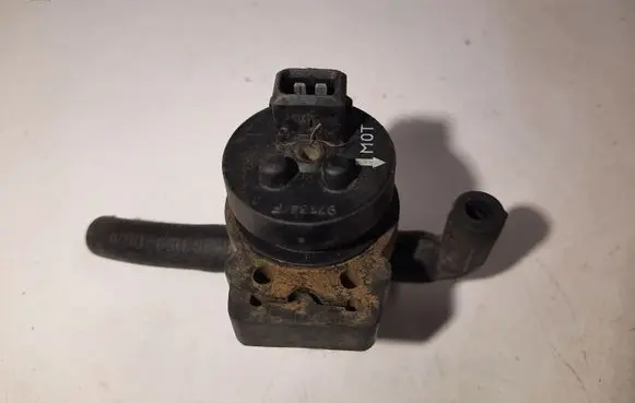 Mercedes-Benz E W210 Turbo solenoid valve 0004702093