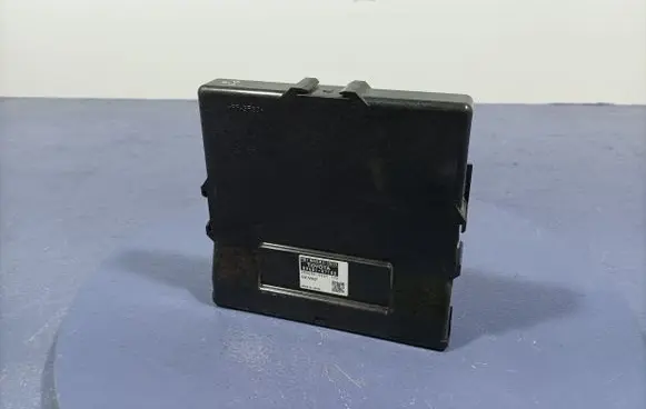 Toyota Prius (XW30) Engine control unit/module ECU 89681-47100