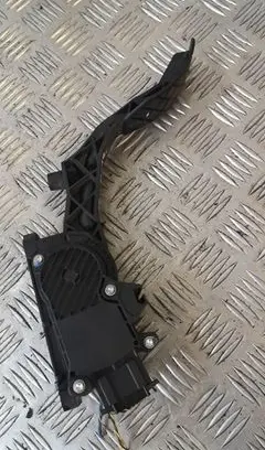 Skoda Fabia Mk2 (5J) Accelerator throttle pedal 6r2721503d