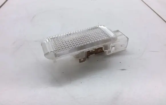 Volkswagen New Beetle Front seat light 4B0947415