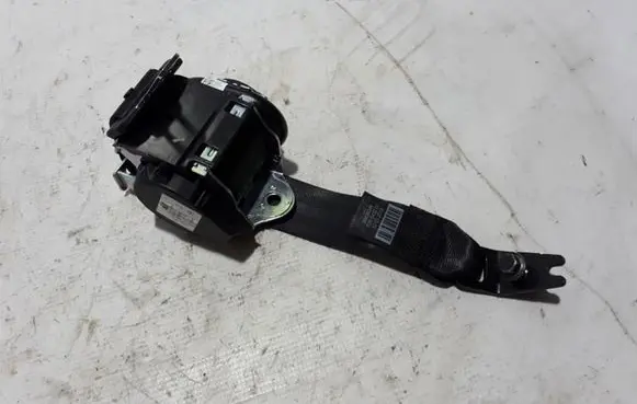 Volvo S90, V90 Rear seatbelt 39836046