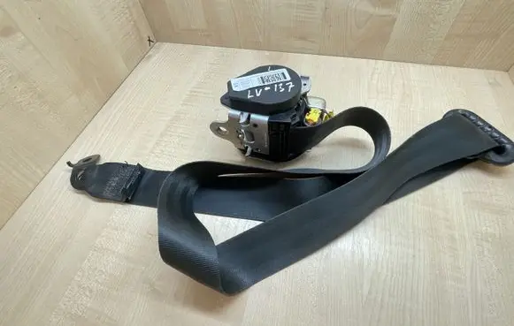 Opel Combo D Front seatbelt 2008019 3111390 735584043