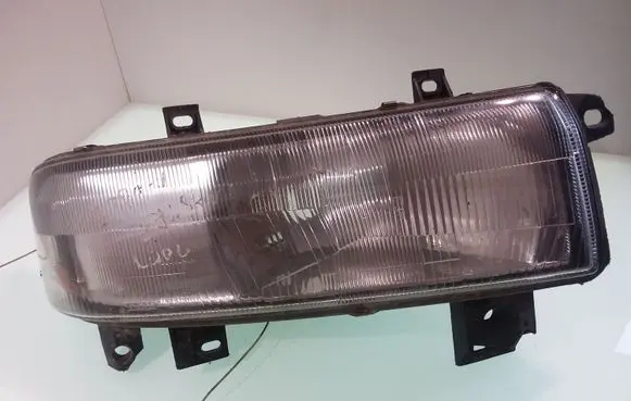 Renault Master II Headlight/headlamp 7700352106F