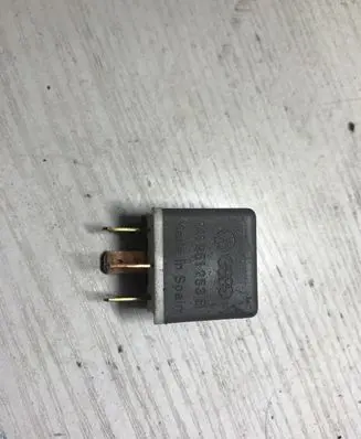 Audi A3 S3 8L Other relay 141951253B