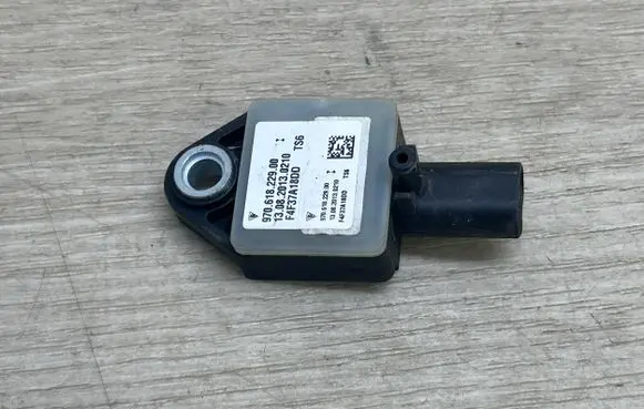 Porsche Panamera (970) Airbag deployment crash/impact sensor 97061822900