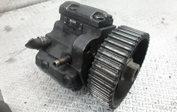 Alfa Romeo 156 Fuel injection high pressure pump 0445010007