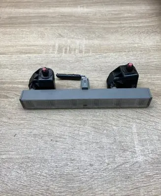 Toyota Auris E180 Third/center stoplight 8157005100