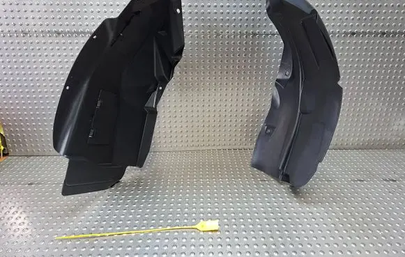 Lancia Ypsilon Front wheel arch liner splash guards S27730632 51833645
