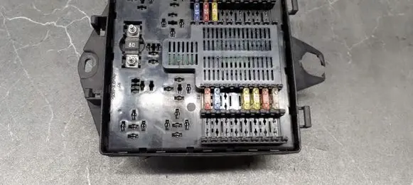 Jaguar XJ X350 Fuse box set 518885215