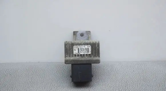Nissan Qashqai Glow plug pre-heat relay 110678071R