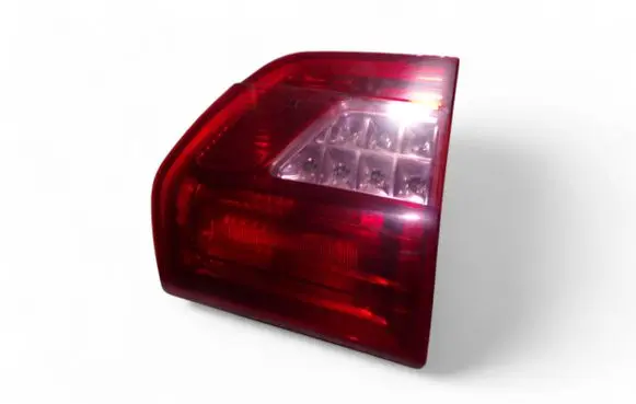 Citroen C5 Tailgate rear/tail lights 9681074380