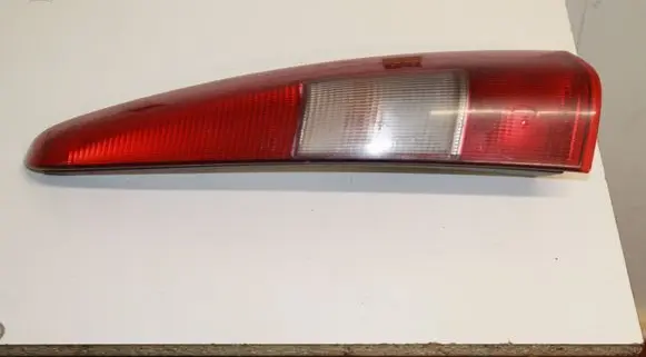 Rear/tail lights