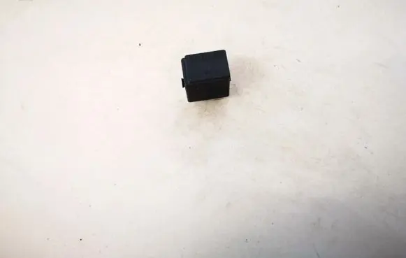 Mercedes-Benz CLC CL203 Other relay 0025421119 4ra007813-00