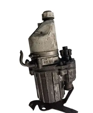 Opel Zafira B Power steering pump 13192897
