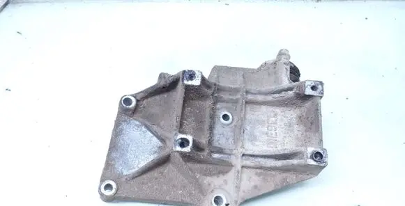 Volkswagen PASSAT B5 A/C compressor mount bracket 028260885A