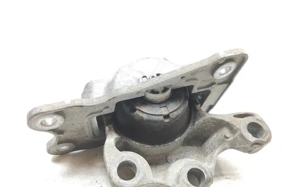 Volvo S90, V90 Engine mount bracket 31460716
