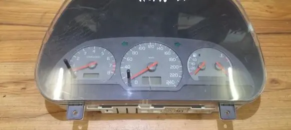 Volvo S40, V40 Speedometer (instrument cluster) 30862230d 30858334