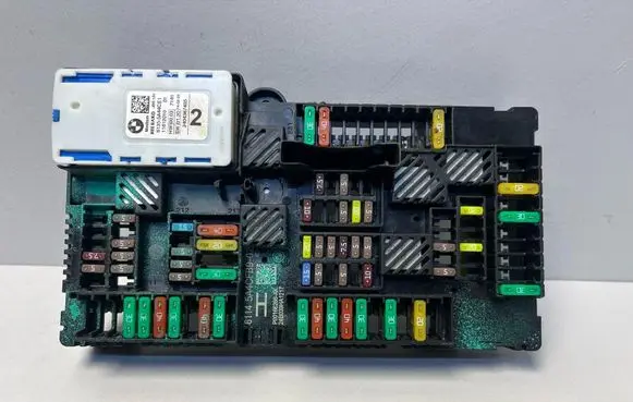BMW i4 Fuse box set 5A4CFB9