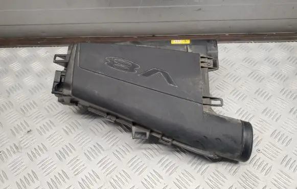 Mercedes-Benz SL R231 Air filter box A2780900101